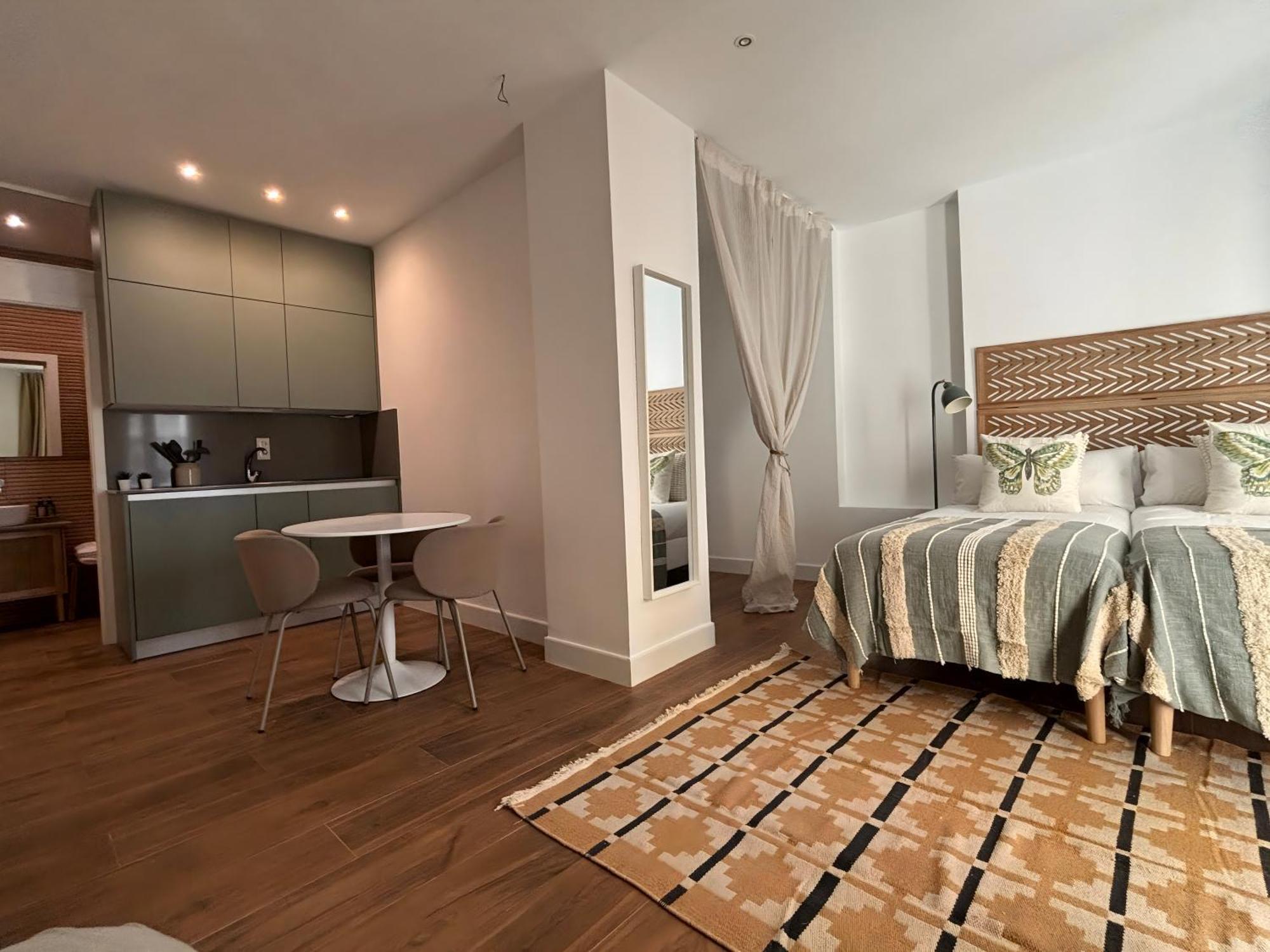 Eva Recommends Lineros Apartment Севиля Екстериор снимка