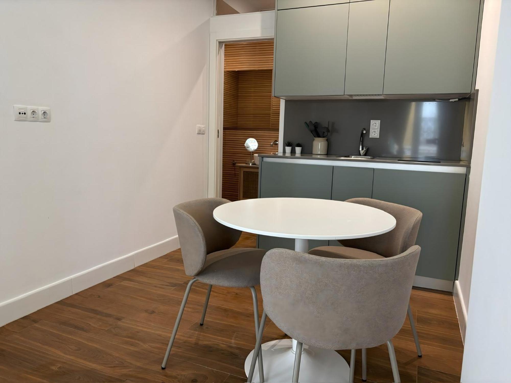 Eva Recommends Lineros Apartment Севиля Екстериор снимка
