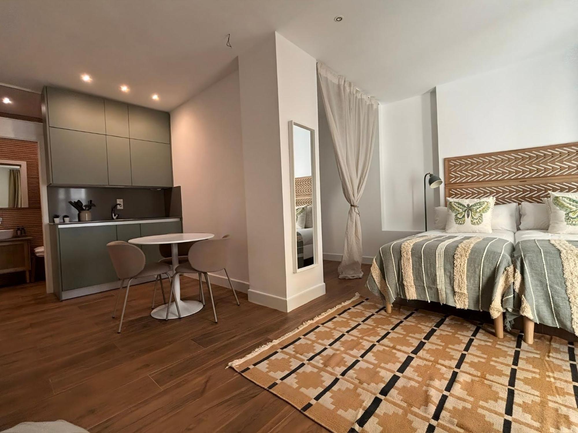Eva Recommends Lineros Apartment Севиля Екстериор снимка