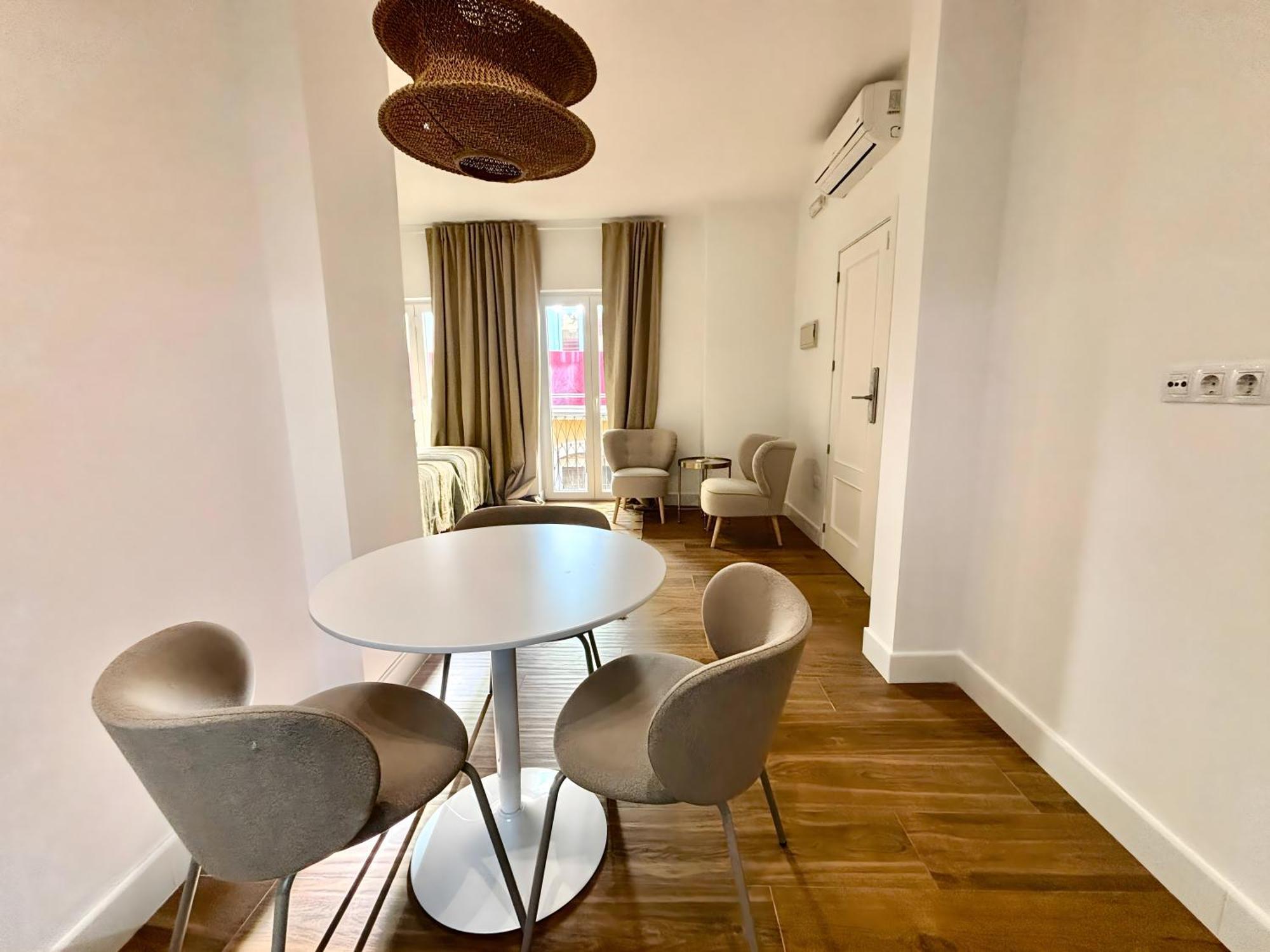 Eva Recommends Lineros Apartment Севиля Екстериор снимка